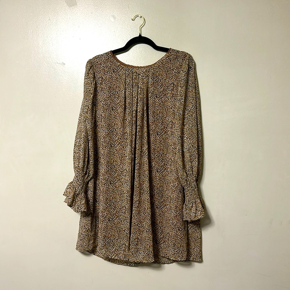 Women’s dress